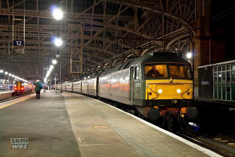 Photo of 2011 Nov 12 - 47773 5Z25 Glasgow Central-PolmadieDHS @ Glasgow Central