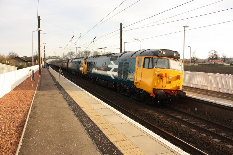 Photo of 50049 50044 pass through prestonpans on their way north to edinburgh.