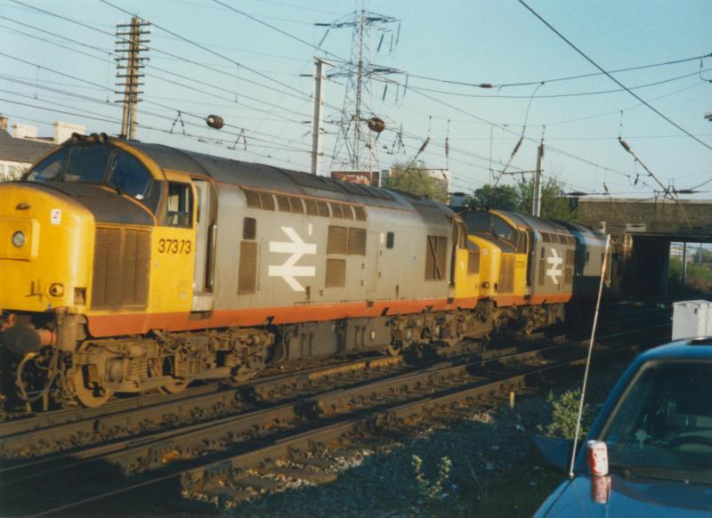 Photo of 37373 & 37379 at Mossend North Jcn