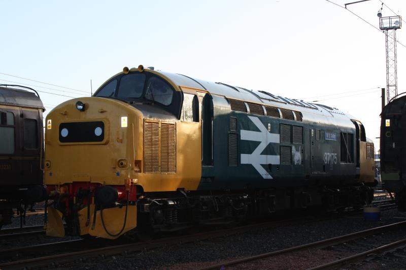 Photo of SPRS Loco 37175 at Portobello Wheel Lathe