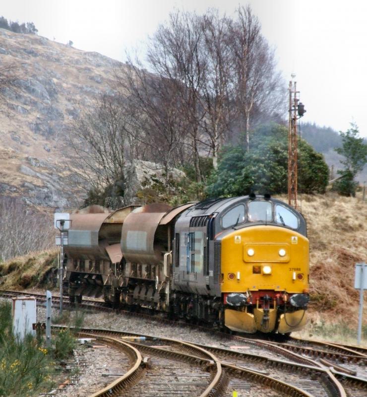 Photo of 37688 places 2 Autoballasters in Glenfinnan headshunt