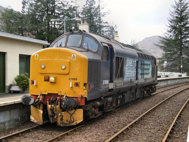 Photo of 37688 awaits a path back to Fort William.