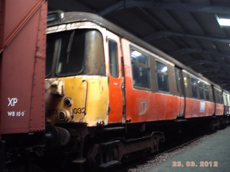 Photo of 303032 at Bo'ness