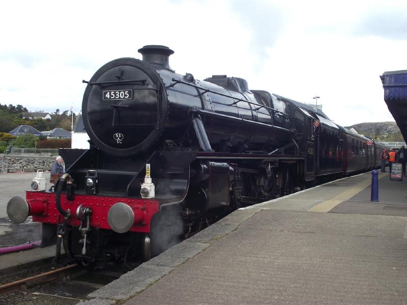 Photo of 45305 on the blocks at Kyle.