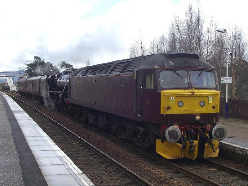 Photo of 47760 and 45305 at Kingussie.