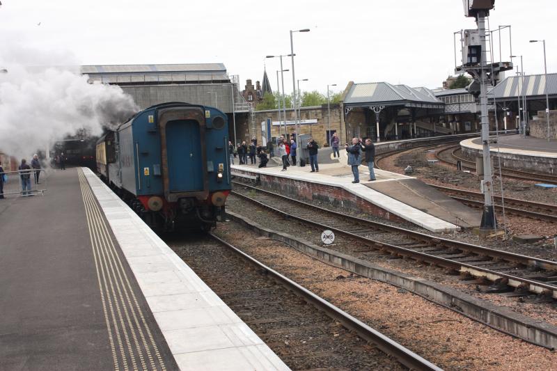 Photo of 4464 'bittern' departs perth tender first for thornton.