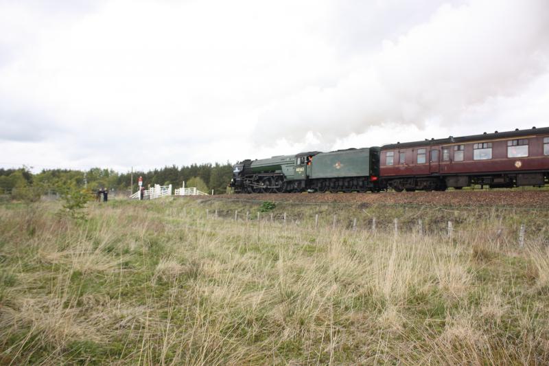 Photo of 60163 'tornado' approaching kinclaven crossing at murthly.