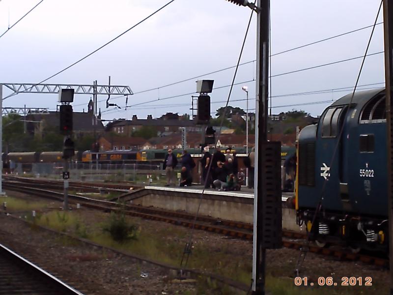 Photo of 66s and a Deltic!