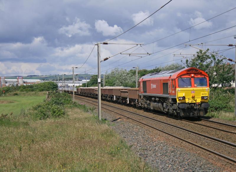 Photo of 66152 on 6K06 at Prestwick