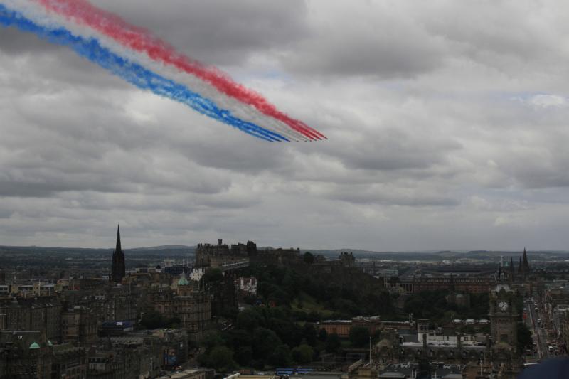 Photo of Red Arrows above Edinburgh Castle