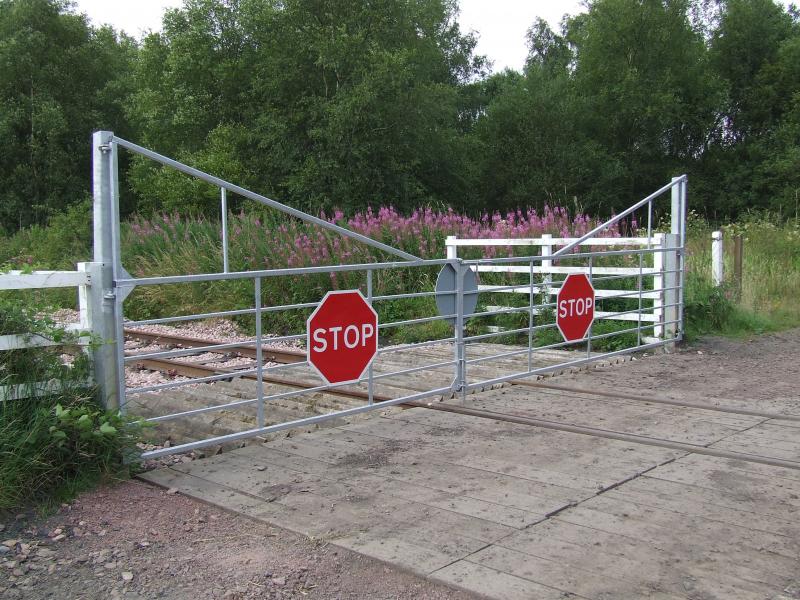 Photo of Double Dykes Level Crossing at Earlseat Loop