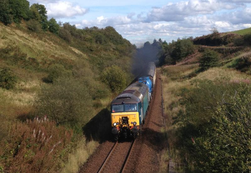 Photo of 57314 6Z53 Yoker to Kilmarnock 334031 EMU move climbing Shillford bank