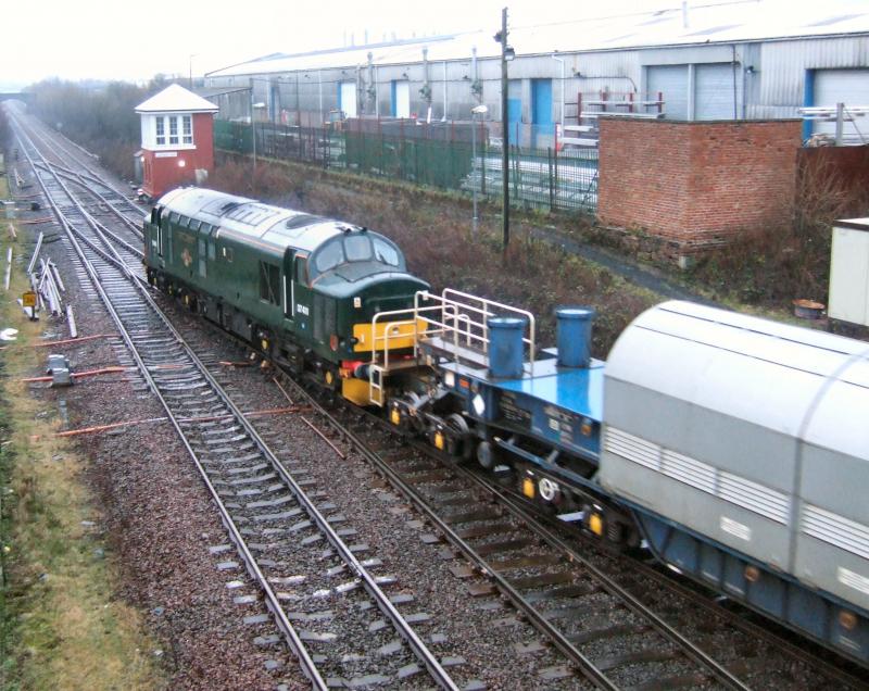 Photo of 37411 at Carmuirs East with a flask for Rosyth.