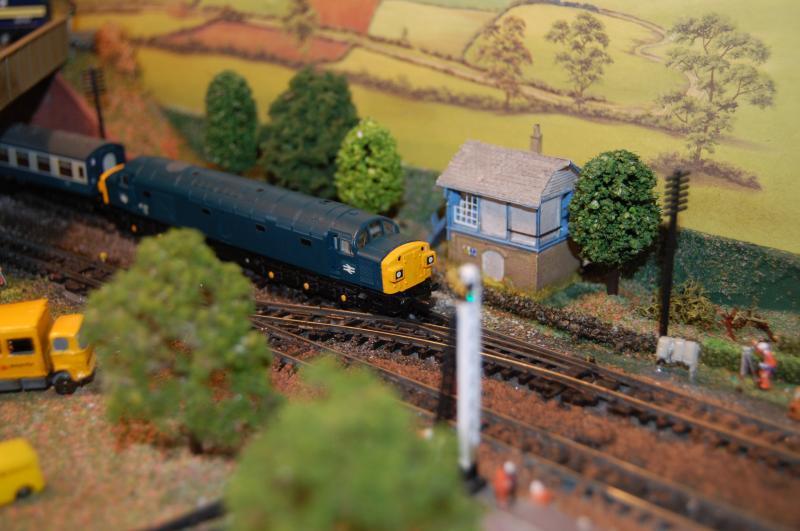 Photo of 40144 passes derelict signal box