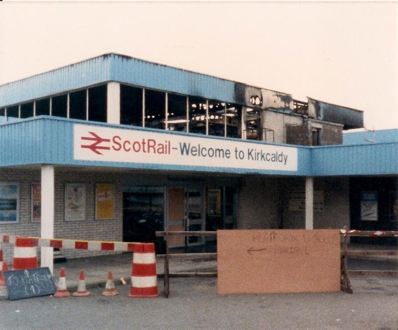 Photo of Kirkcaldy Station.