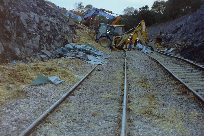 Photo of Abronhill Tunnel opening out (1)