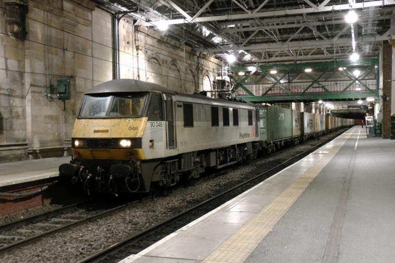 Photo of 90048 4L89 180713 Edinburgh Waverley