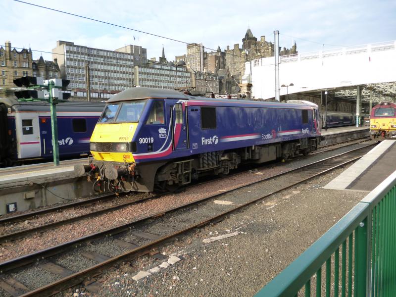 Photo of 90019