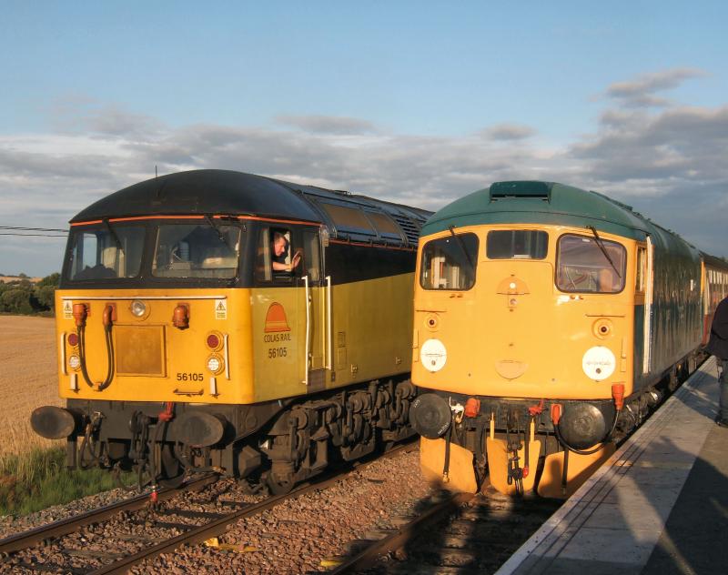 Photo of 56105 and 26038 at Manuel.