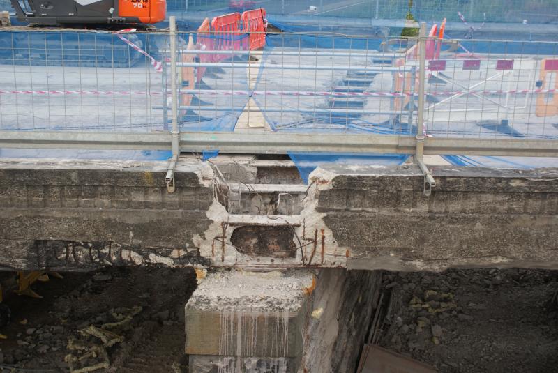 Photo of Shore Road bridge on 01.09.13 002