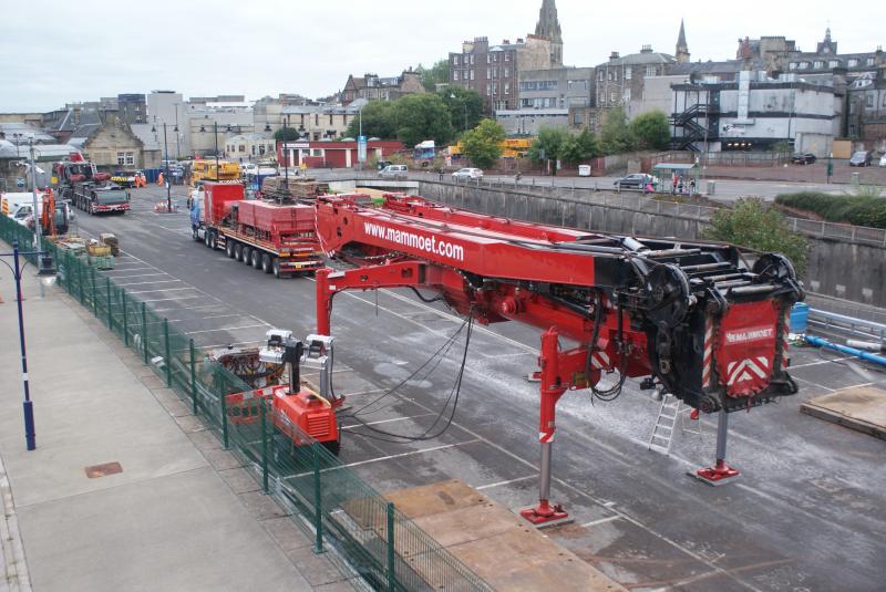 Photo of The BIG crane being set up at Stirling