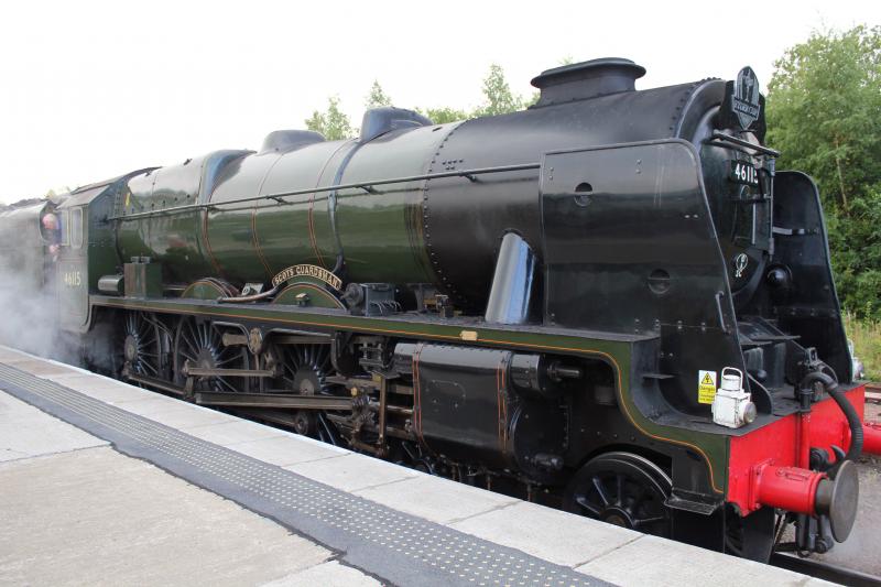 Photo of 46115 Scots Guardsman at Perth