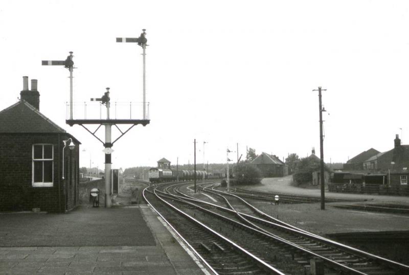 Photo of 25075 at Ladybank 14 June 1978