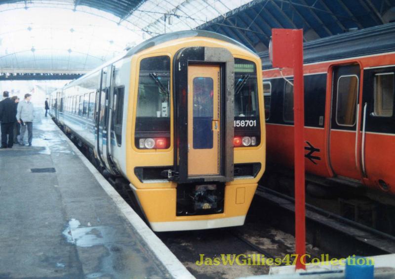 Photo of 158701 on 2Z53 10/01/90