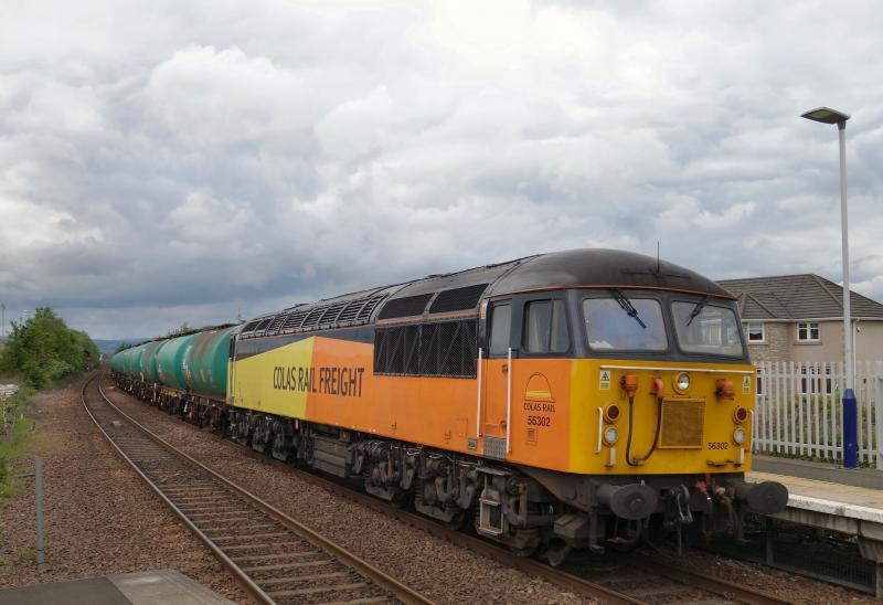 Photo of 56302 passes Camelon with 6N47 Prestwick - Camelon.