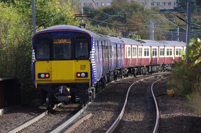 Photo of 318257 318255 Partick 20Oct14