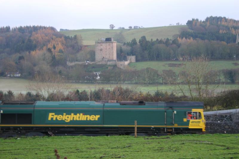 Photo of 66605 at Borthwick