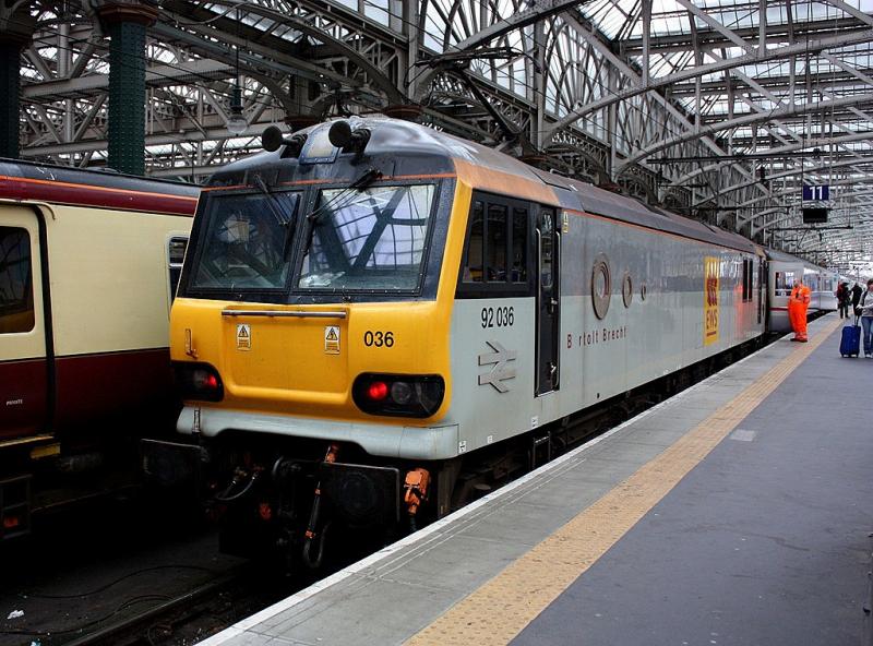 Photo of 1S26 2350 London Euston to Glasgow 12/08/2014