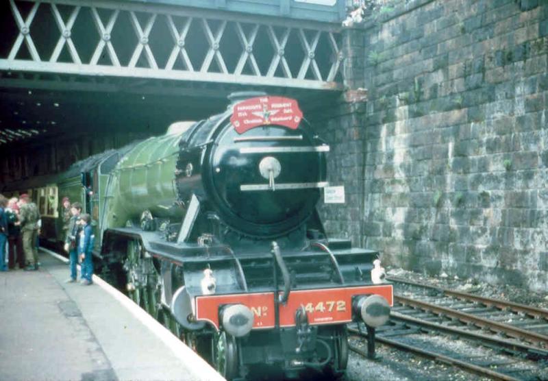 Photo of 4472 FLYING SCOTSMAN