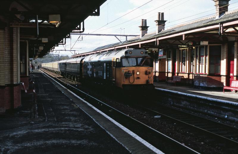 Photo of 50049-31  6.3.05 DUMBARTON CENTRAL (1).jpg