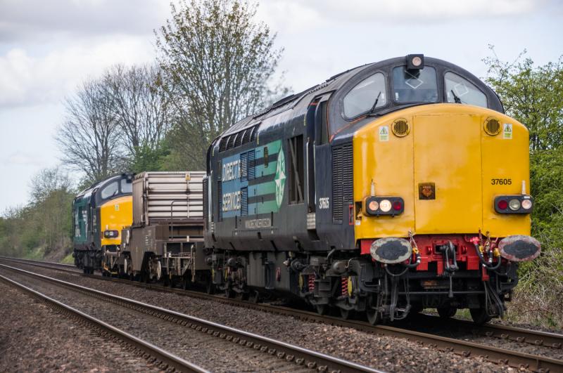 Photo of 37605/37218