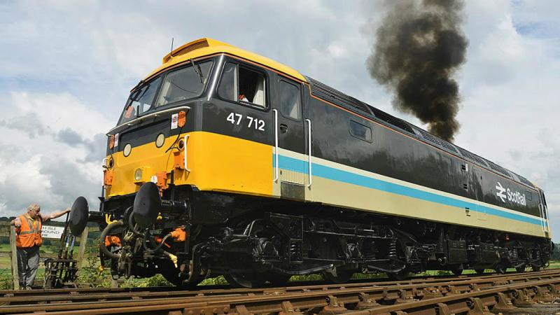 Photo of 47 712 back in ScotRail blue strip livery