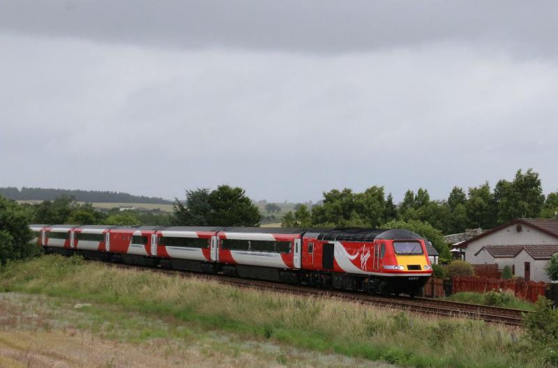 Photo of 43317 leading Highland Chieftain