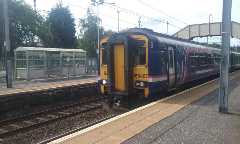 Photo of 156 467 at Holytown 