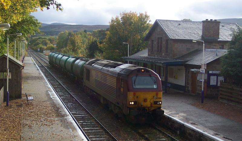 Photo of 67008 on Lairg Oil Tanks