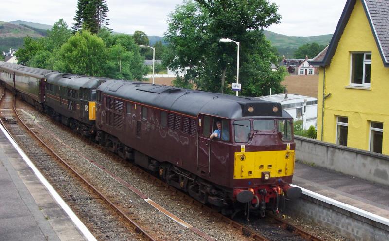 Photo of 31190 & 31452 on The Royal Scotsman