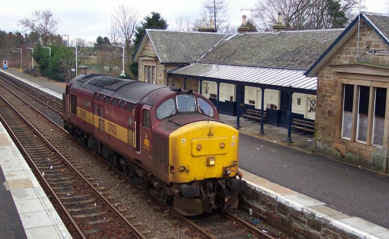 Photo of 37421 LE at Tain