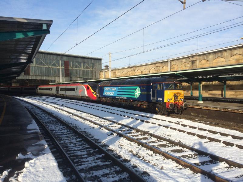 Photo of 57308 390042 5Z57 170116 Carlisle