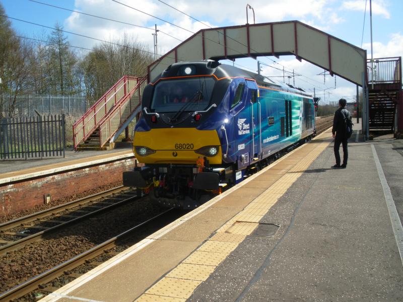 Photo of 68020 at Holytown