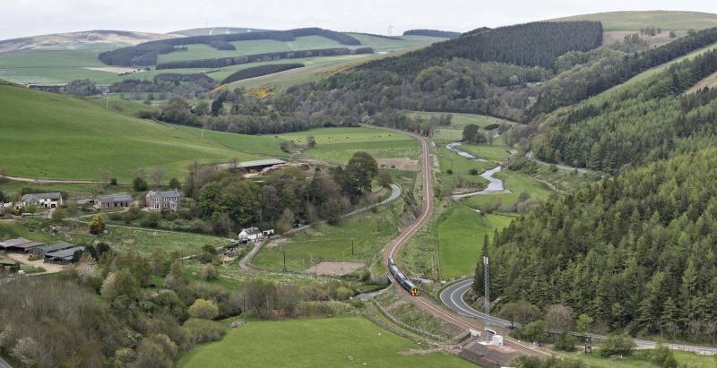 Photo of LOOKING NORTH NEAR STOW 15.5.16.jpg