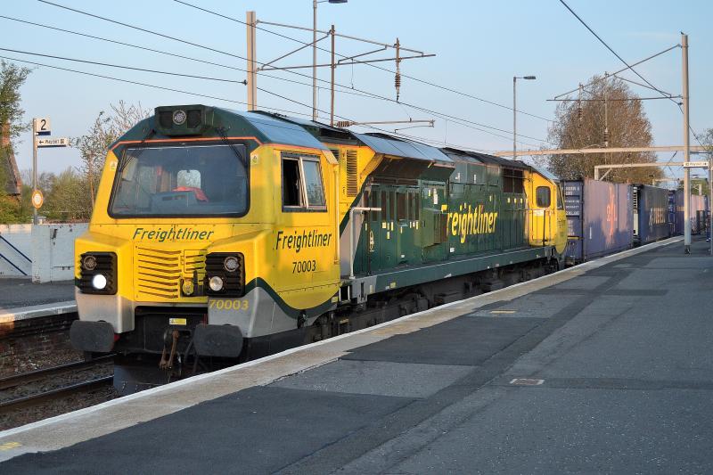 Photo of 70003 at Coatbridge Central