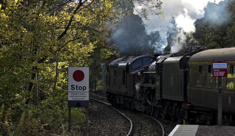 Photo of 37518 AND 45407 LEAVE ARDLUI EN ROUTE TO CARNFORTH  1.11.16.jpg