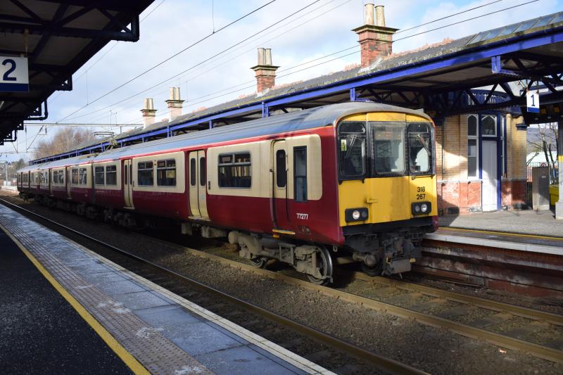 Photo of Class 318 #318267 Dumbarton Central 2 March 2017