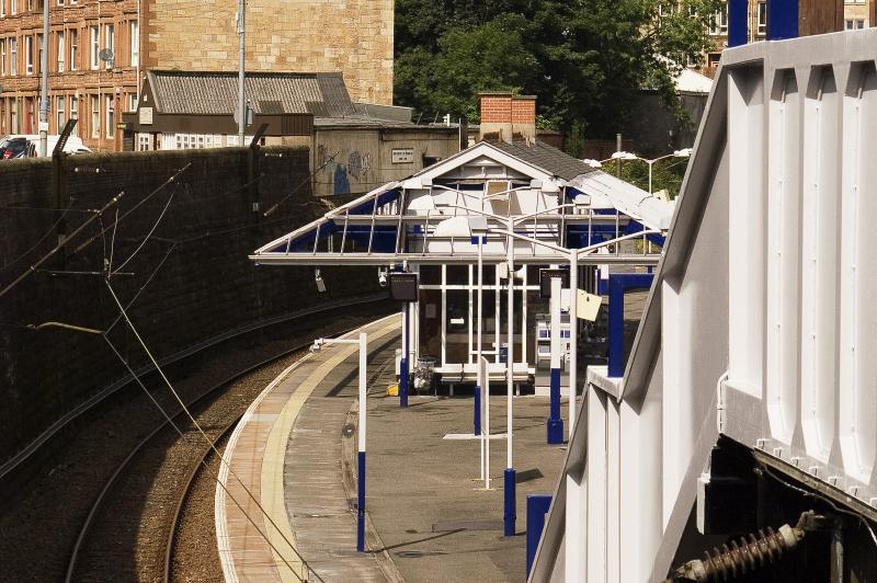 Photo of Queens Park Station1