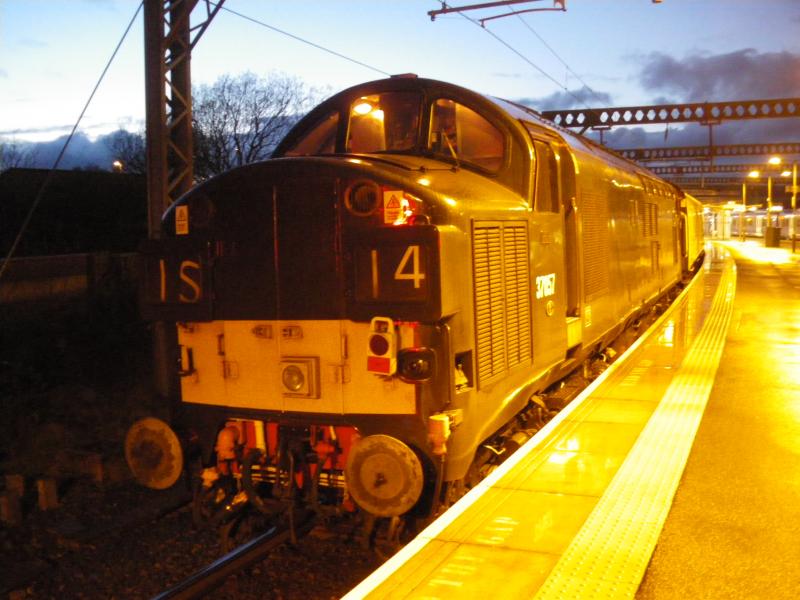 Photo of 37057 Gourock