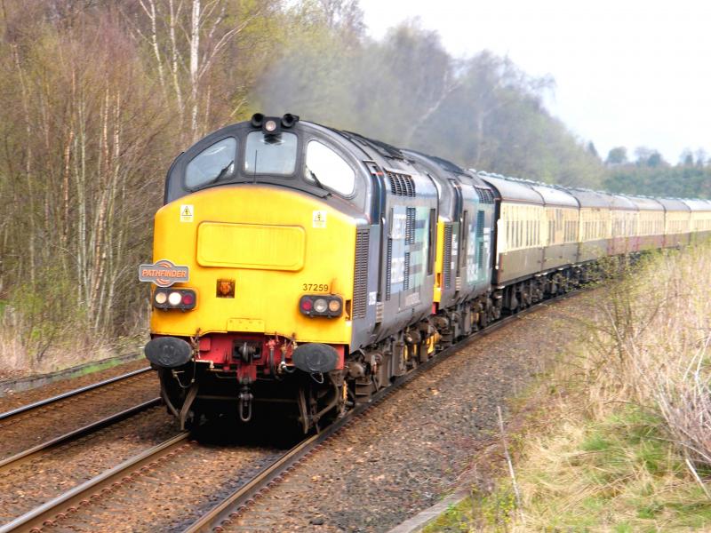 Photo of 37259 and 37609  @ Gleneagles  -  17 April 2017.